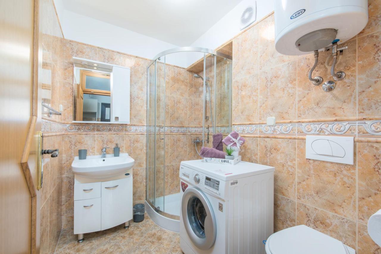 Apartmani Lorena Porec Exterior photo