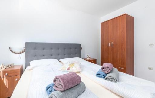 Apartmani Lorena Porec Exterior photo