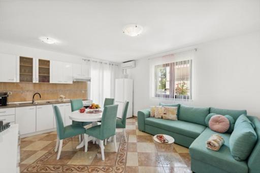 Apartmani Lorena Porec Exterior photo