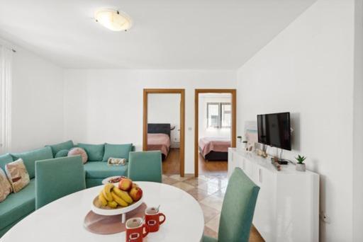 Apartmani Lorena Porec Exterior photo